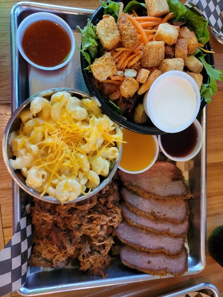 Pick 2 Meats BBQ Dinner